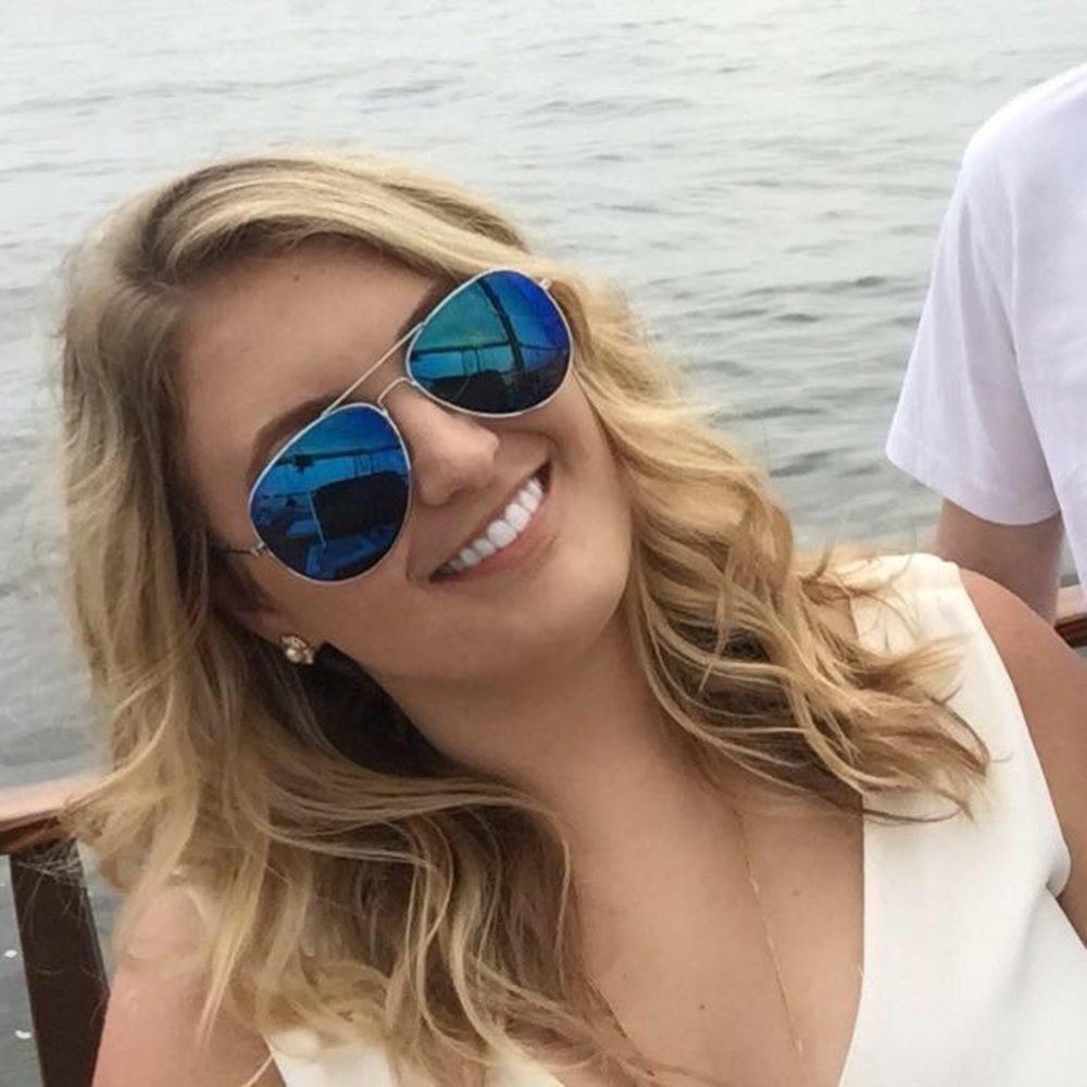 Meet your Posher, Kelly